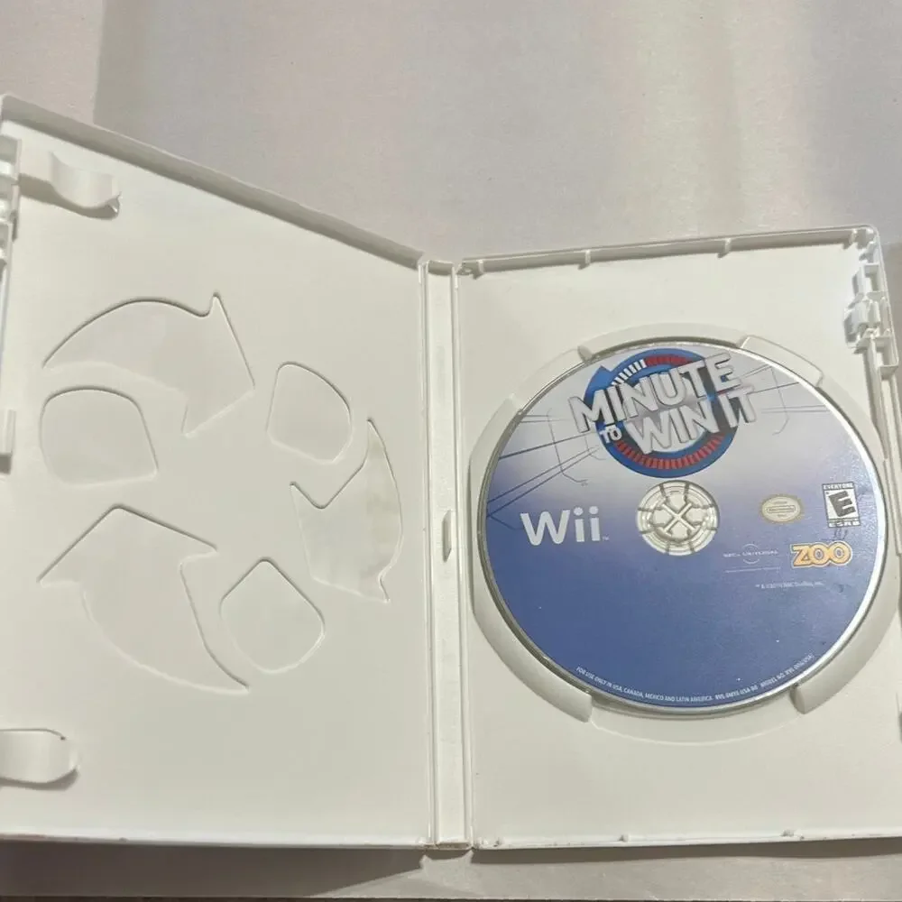 Minute To Win It for Nintendo Wii Includes Game and Case